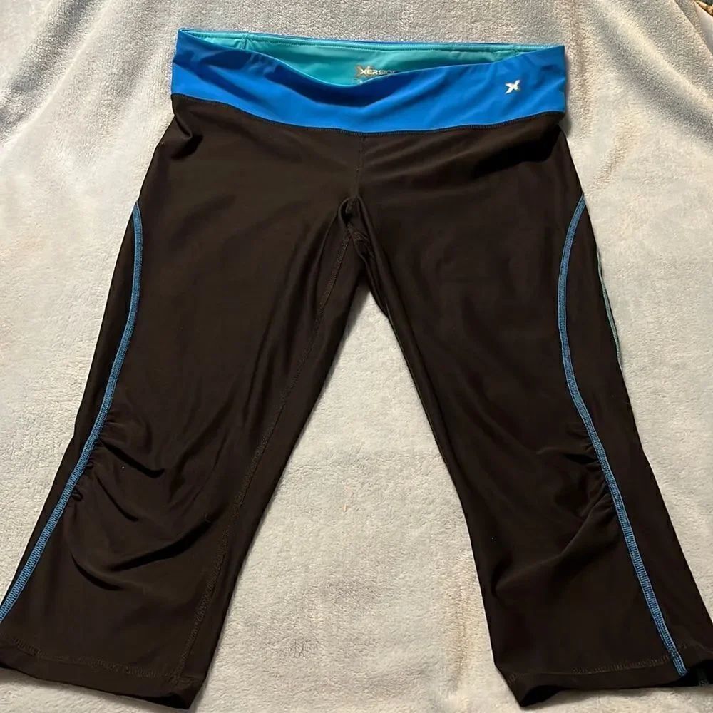 Xersion Workout Capris 